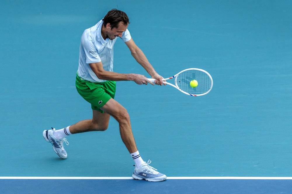 开云:足球——欧冠:利物浦不敌巴黎圣日耳曼 无缘八.